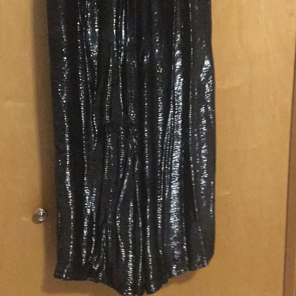 Mix and Mingle Emerald Green Velvet Wide-L… - Picture 7 of 11